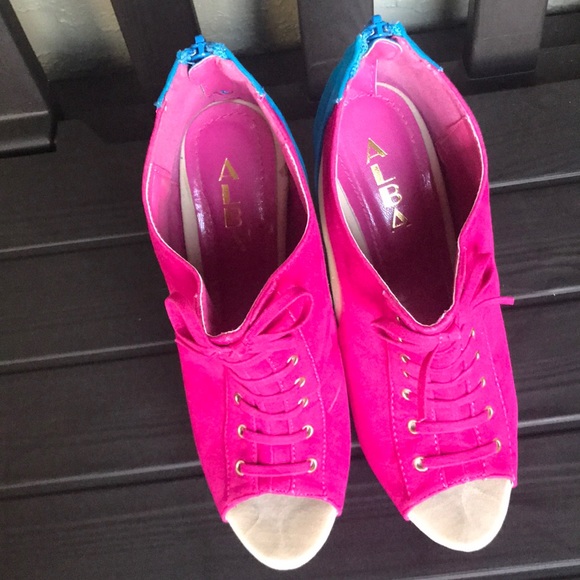 Peep Toe Platforms - Picture 5 of 7